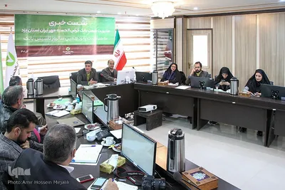 نشست خبری حسینی مدیر بانک قرض الحسنه مهر ایران استان یزد‎‎