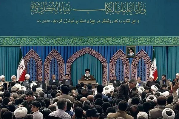شرط حل مشکلات و پیشرفت، اعتماد به خدا و ورود به میدان