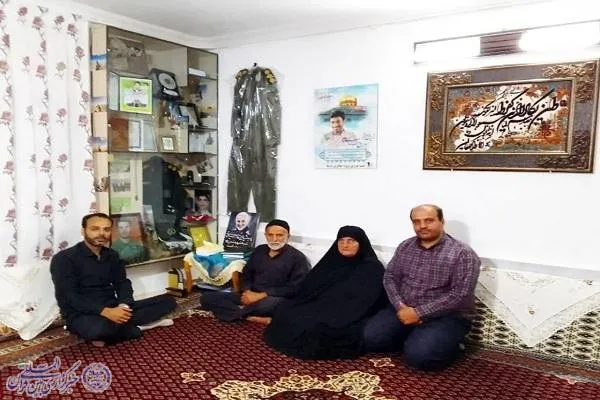 غبار روبی و گل افشانی گلزار شهدای شهرستان سوادکوه