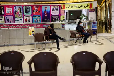 روند کاهشی مراجعه مردم به مراکز واکسیناسیون در مشهد
