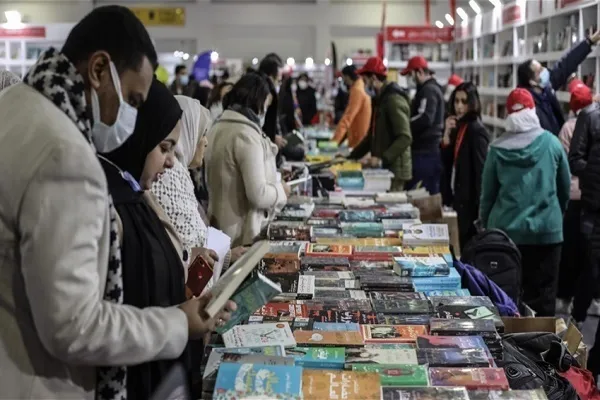 Kahire Uluslararası Kitap Fuarı’nda Kur’an eserleri büyük beğeni topladı