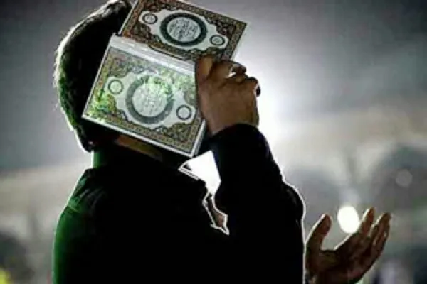 برگزاری مراسم شب های قدر در گلستان 