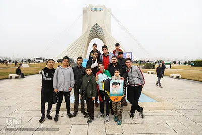 پایه کار انقلاب اسلامی ایران هستیم