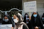 تجمع دختران مشهدی در محکومیت حمله تروریستی به مدرسه سیدالشهدا کابل
