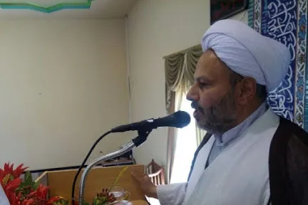 مسئولان با تبعیت از سیره پیامبر اکرم(ص) به فکر رفاه مردم باشند