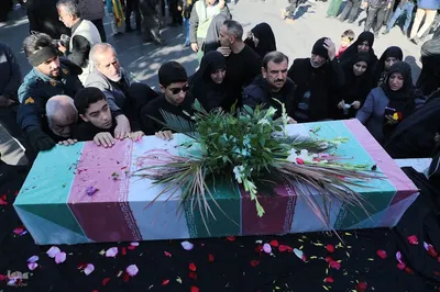 مراسم تشییع ۶ شهید گمنام در سمنان