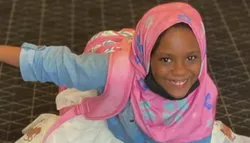 امریکا میں 7 سالہ مسلمان بچی کا نقاب ٹیچر نے زبردستی اتار دیا