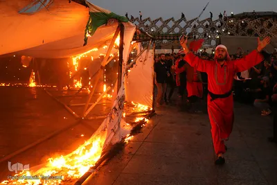 مراسم خیمه سوزان عصر عاشورا در میدان امام حسین(ع) تهران