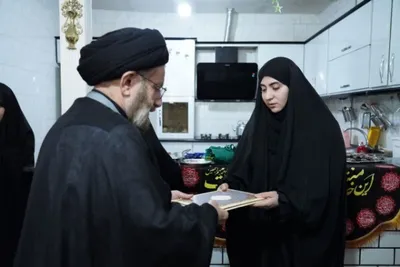دیدار خانواده سه شهید جنگ رمضان در لرستان