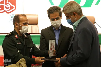 رونمایی از کتاب «ردپای خلیل» در شیراز