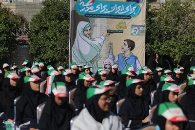 آیین نواخته شدن زنگ مهر، ایثار و مقاومت در شیراز‎