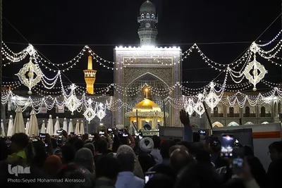 حرم مطهر رضوی در شب عید غدیرخم