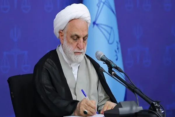مرحوم آیت‌الله مستجاب‌الدعواتی از مبارزان سیاسی و ضداستکباری بود