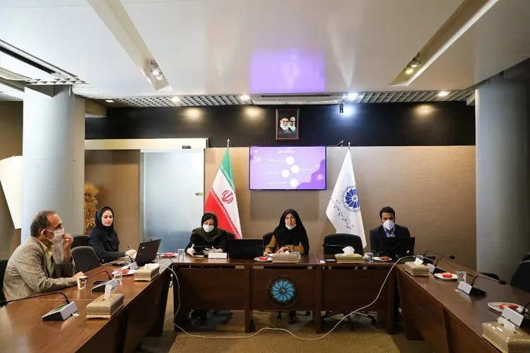 فرصت كرونا را برای تغییر در زیرساخت‌های اقتصادی و علمی دریابیم