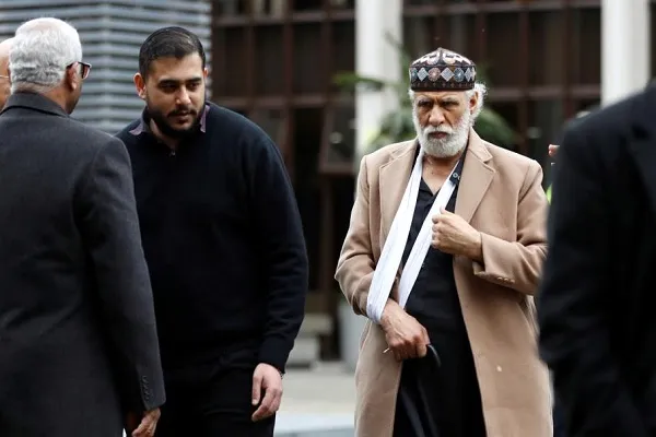 Londra camii cemaat imamına saldıran şahıs yargılanıyor