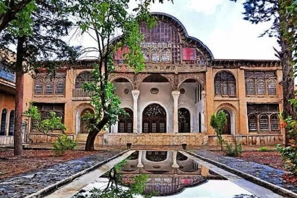 بناهای تاریخی کردستان به بخش خصوصی واگذار می‌شود