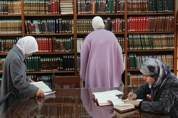 Mərakeşin Quran aktivisti xanımları terrorizmlə mübarizədə