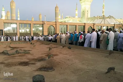 حرم بی نشان باقر آل محمد(ص) در قبرستان بقیع