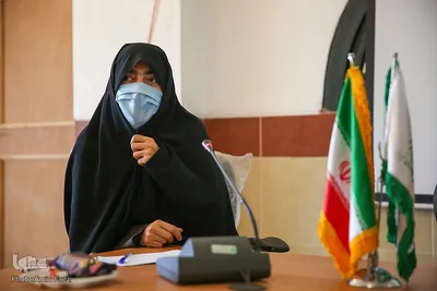 نشست «زن، فرهنگ و هنر اسلامی و خودباوری» در شيراز‎