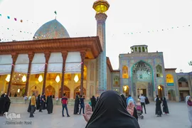 میلاد امام رضا در حرم شاهچراغ(ع)
