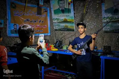 نمایشگاه دستاورد های انقلاب اسلامی در کرج