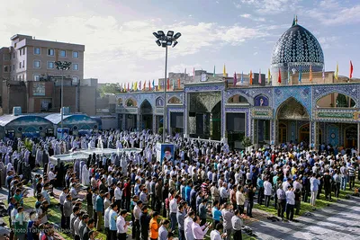 نماز عید سعید فطر در جوار حرم حضرت امام زاده حسن (ع)
