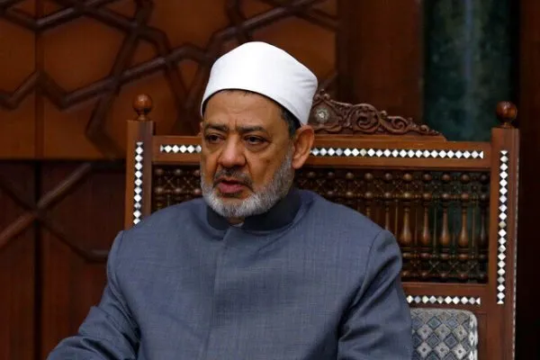 شيخ الأزهر: نحتاج إلى قانون يلزم الناس بالأخلاق النبيلة في القرآن