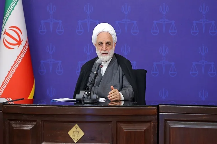 قوه قضاییه گوش شنوایی برای شنیدن انتقادات دارد
