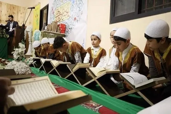 بالصور...حزب الله اللبناني يحيي أمسية قرآنية في أجواء الشهر الفضيل
