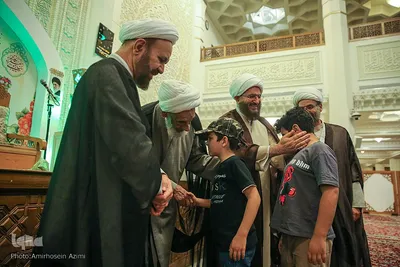 مراسم جشن ولادت امام هادی(ع) در حرم حضرت احمدبن موسی(ع)