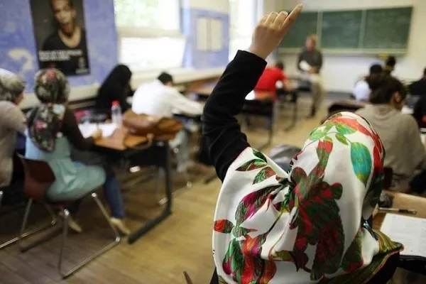 Almanya’da başörtüsü tartışmaları