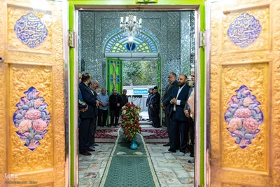 غبارروبی ضریح مطهر امامزاده حسن (ع)