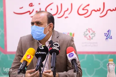 آیین افتتاح جشنواره رونمایی از محصولات نوشت افزار ایرانی اسلامی