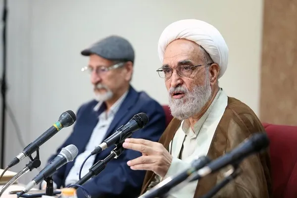 رویکرد پژوهشی به اسناد اندک است