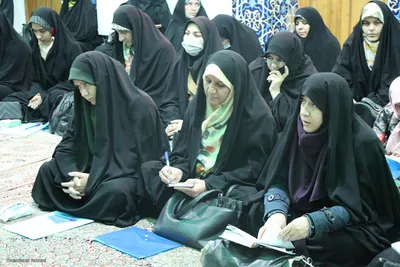 نشست صنفی تخصصی وقف با چهره‌های قرآنی