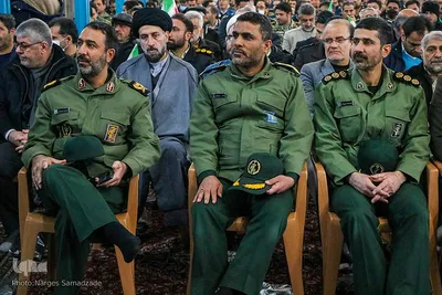 گرامیداشت دهه فجر و سالروز بازگشت امام خمینی(ره) در گلستان شهدا