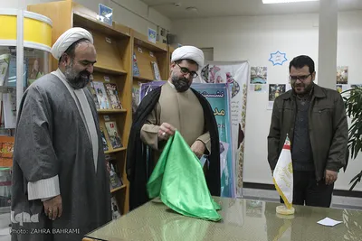 مراسم رونمایی و نقد و بررسی کتاب«مدرسه کلامی قم» - اراک/عکاس:زهرا بهرامی