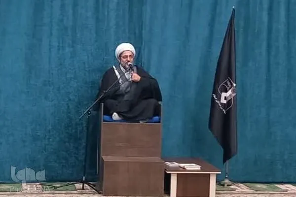 ابعاد شخصیتی و رفتاری مؤمن می‌تواند در جامعه الگو باشد