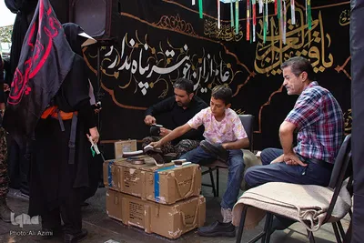 پیاده‌روی مردم نصف جهان به عشق ارباب دو جهان