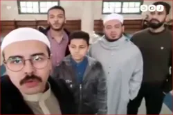 Video: Fünf ägyptische Brüder rezitieren zusammen die Sura Al-Furqan