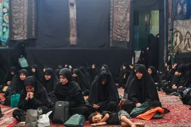 عزاداری چهارمین روزمحرم در تکیه سادات اخوی
