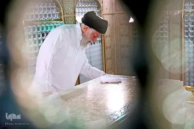 مراسم غبارروبی مضجع شریف ثامن‌الحجج حضرت امام رضا علیه‌السلام