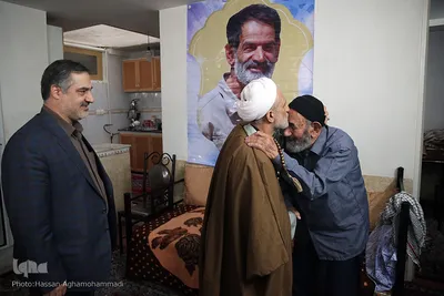 دیدار کاروان قرآنی انقلاب با خانواده شهید مدافع حرم، عبدالله خسروی