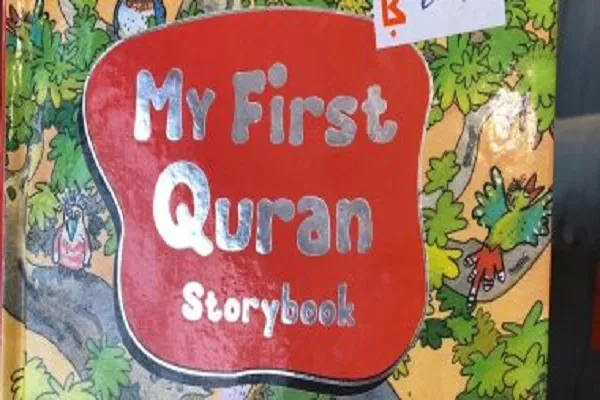 Şarce fuarında ''Kur'an hikayeleri'' kitabı büyük ilgi gördü