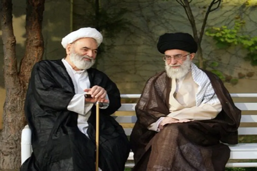 فیلم | دیدار آیت‌الله خوش وقت با رهبر انقلاب