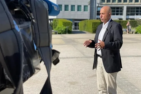 Former UK MEP Says Was Targeted by Islamophobia in Gov.