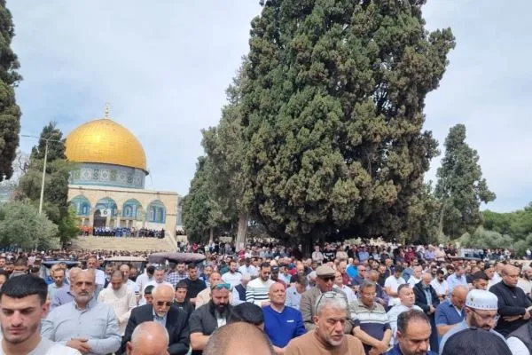 حضور 75 هزار نمازگزار در نماز جمعه روز قدس در مسجدالاقصی