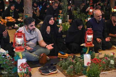 مراسم تحویل سال نو در جوار گلزار شهدای گمنام بهشت زهرا (س)