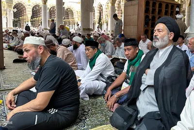 نماز جماعت در مسجد النبی