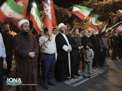 باران هم حریف تجمع مردم اهر در حمایت از مدافعان وطن و بیعت با رهبری